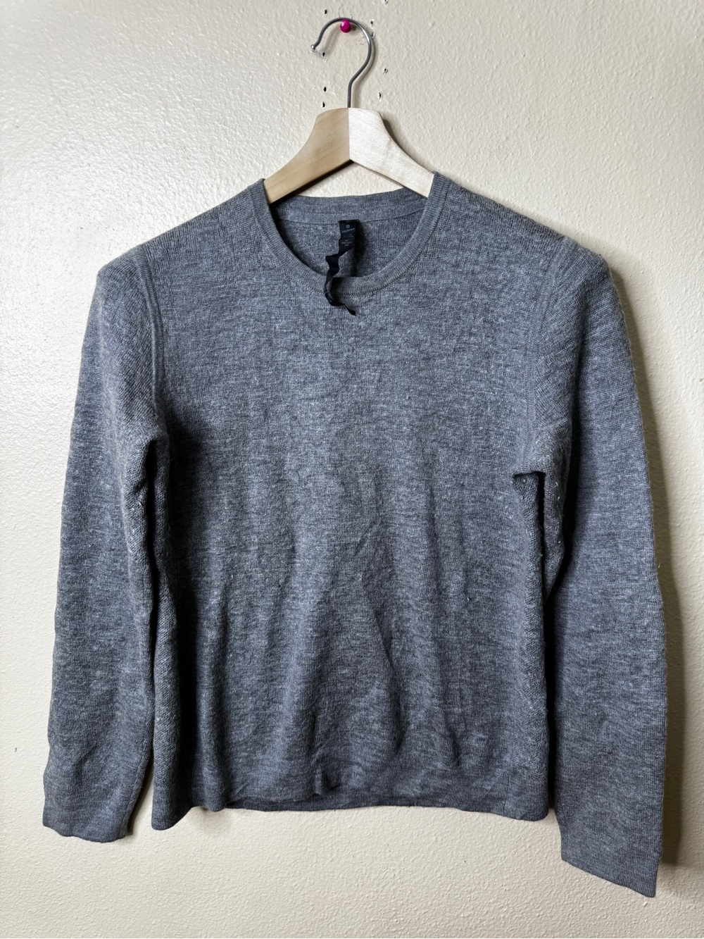 Lululemon Sweater Mens Medium Gray Merino Wool Crewneck Preppy